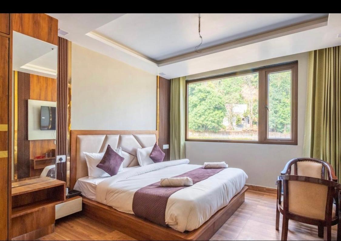 Hotel & Hostel Vimal Ganga Rishīkesh Eksteriør bilde