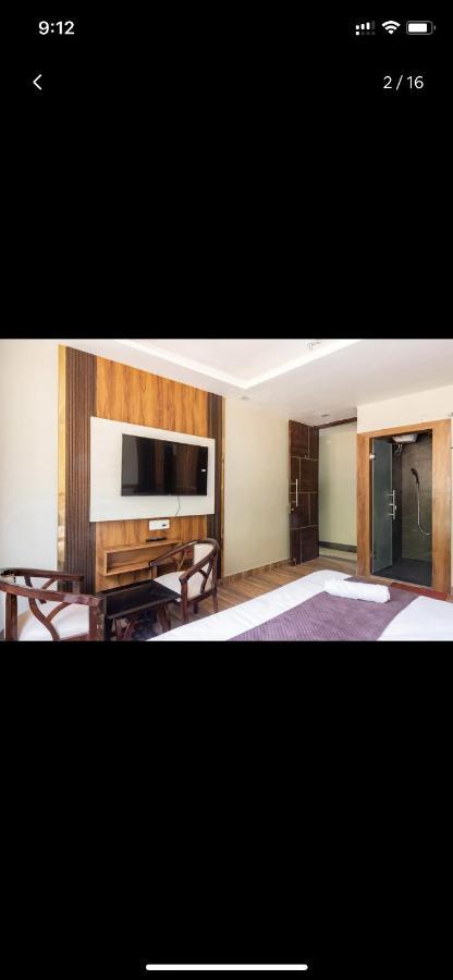 Hotel & Hostel Vimal Ganga Rishīkesh Eksteriør bilde