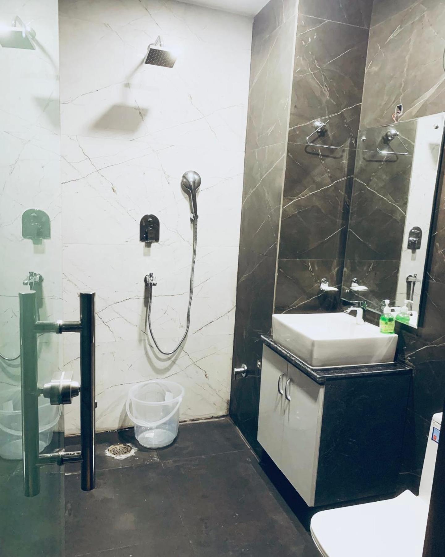 Hotel & Hostel Vimal Ganga Rishīkesh Eksteriør bilde