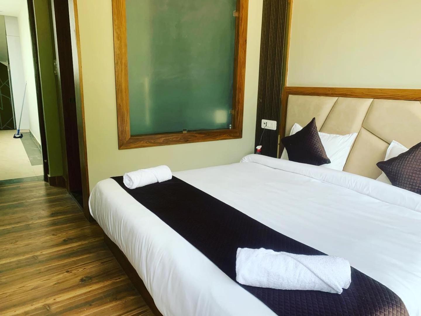 Hotel & Hostel Vimal Ganga Rishīkesh Eksteriør bilde