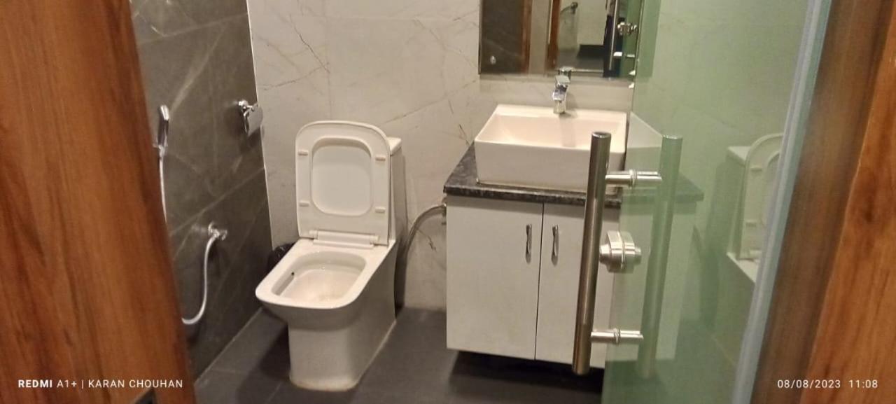 Hotel & Hostel Vimal Ganga Rishīkesh Eksteriør bilde